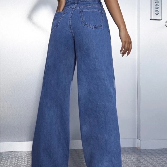 Shein High Waist Heart Print Wide Leg Jeans - Picture 3 of 3